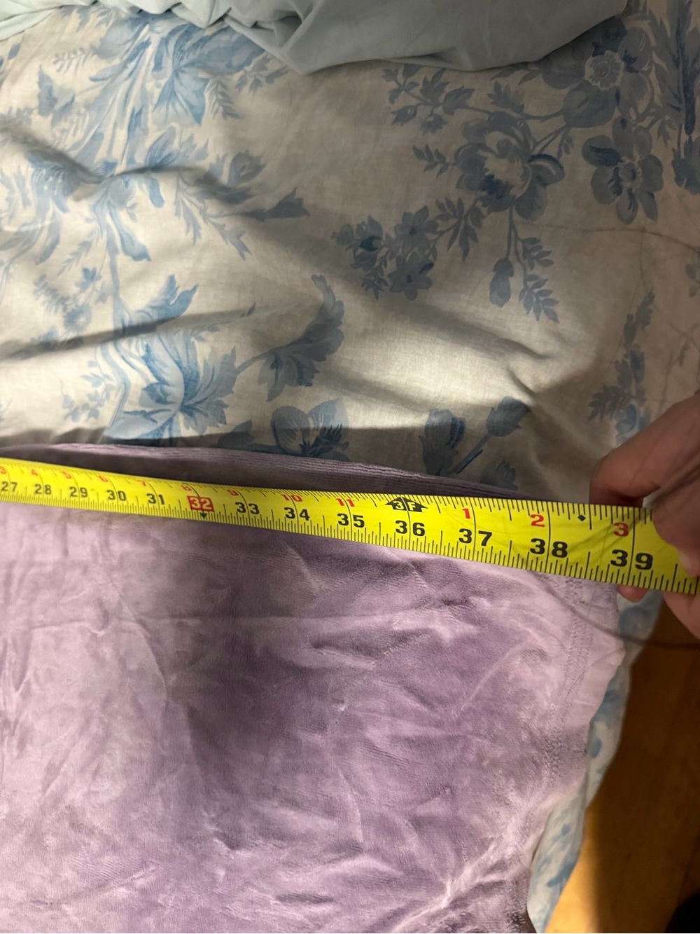 Juicy Couture lilac Velour Pants - Picture 5 of 6